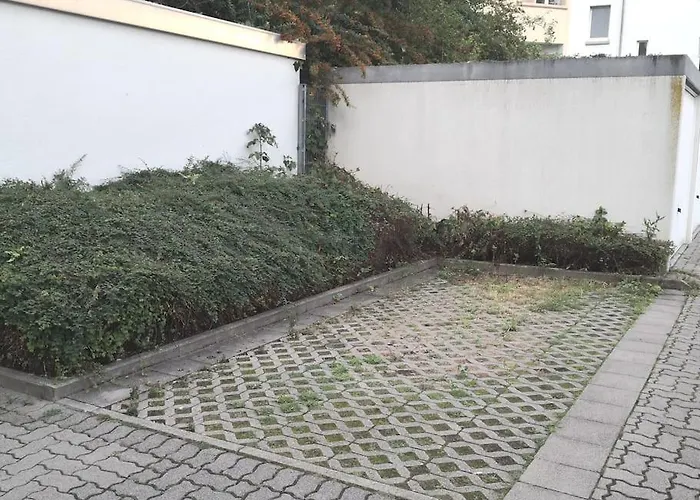 Moeblierte Naehe Basf Ludwigshafen/mannheim Mit Privatparkplatz *